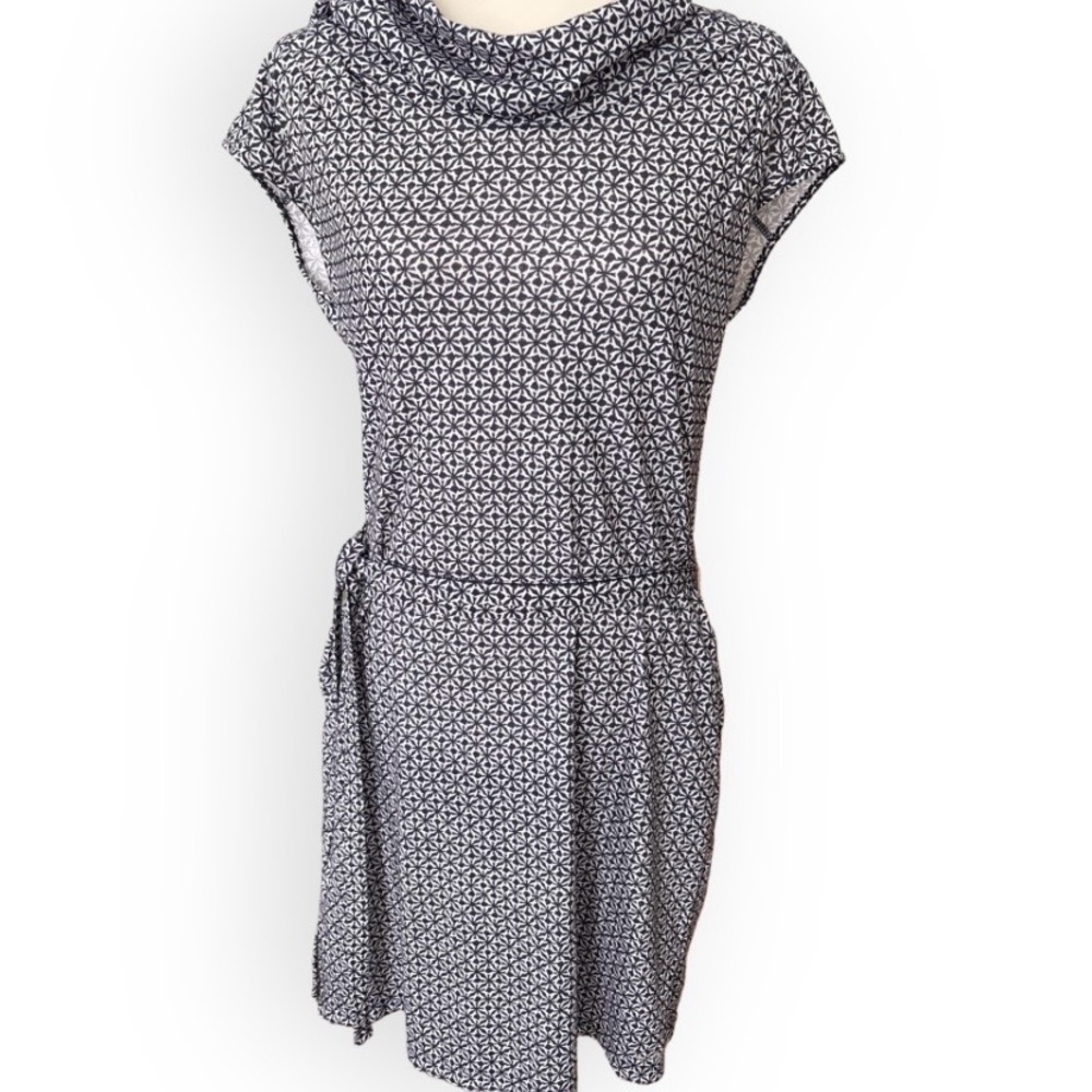 Columbia Navy and White Geometric Print Cowl Neck Dress